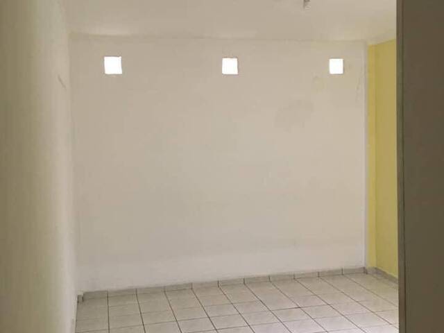 Apartamento para Venda em São Vicente - 2