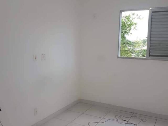#180 - Apartamento para Venda em Cubatão - SP - 1