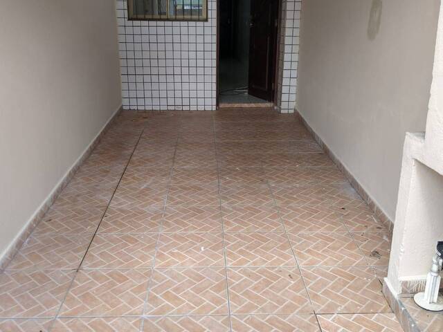 Casa para Venda em São Vicente - 2