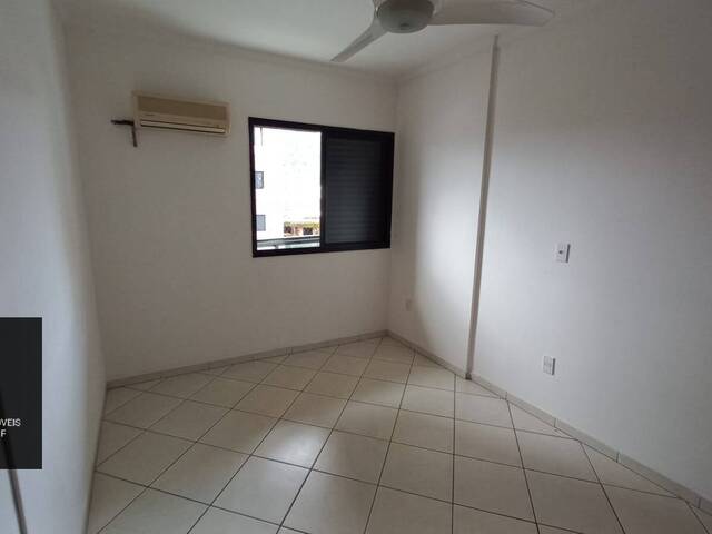 Apartamento para Locação em Praia Grande - 2
