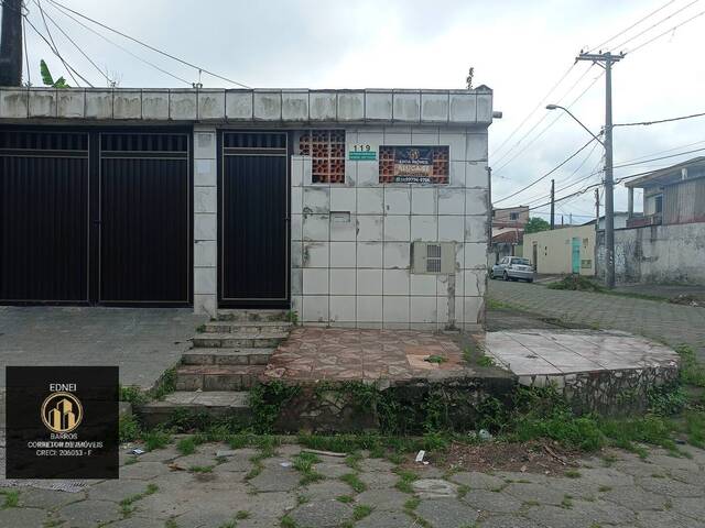 Casa para Venda em São Vicente - 2