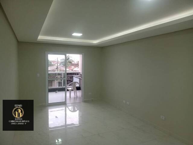 Triplex para Venda em Praia Grande - 2