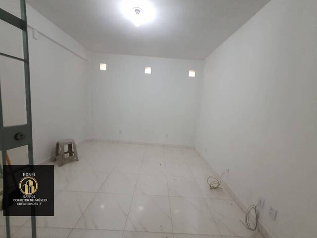 #451 - Apartamento para Venda em São Vicente - SP