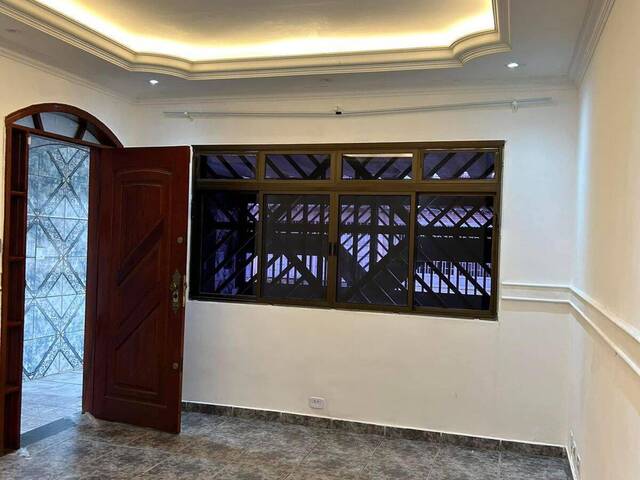 Casa para Locação em Praia Grande - 2