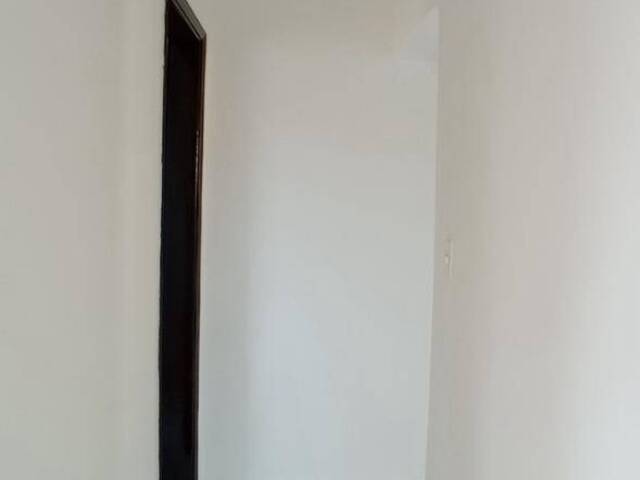#616 - Apartamento para Venda em São Vicente - SP