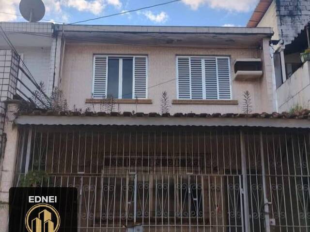 #632 - Sobrado para Venda em São Vicente - SP