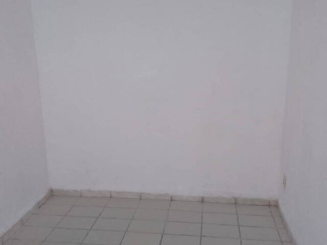 Casa para Venda em São Vicente - 4