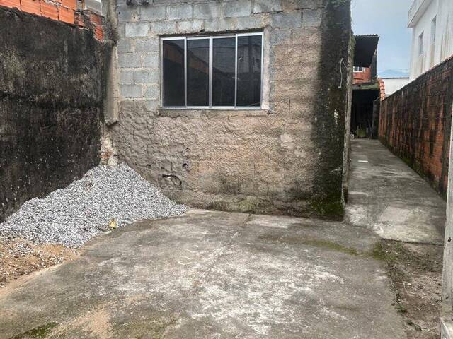 #664 - Casa para Venda em São Vicente - SP - 2