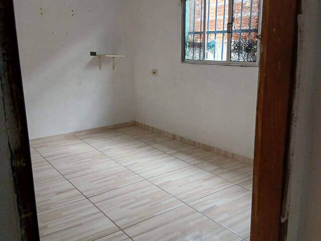 Casa para Locação em São Vicente - 3