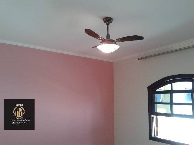 Casa, 4 quartos, 250 m² - Foto 11