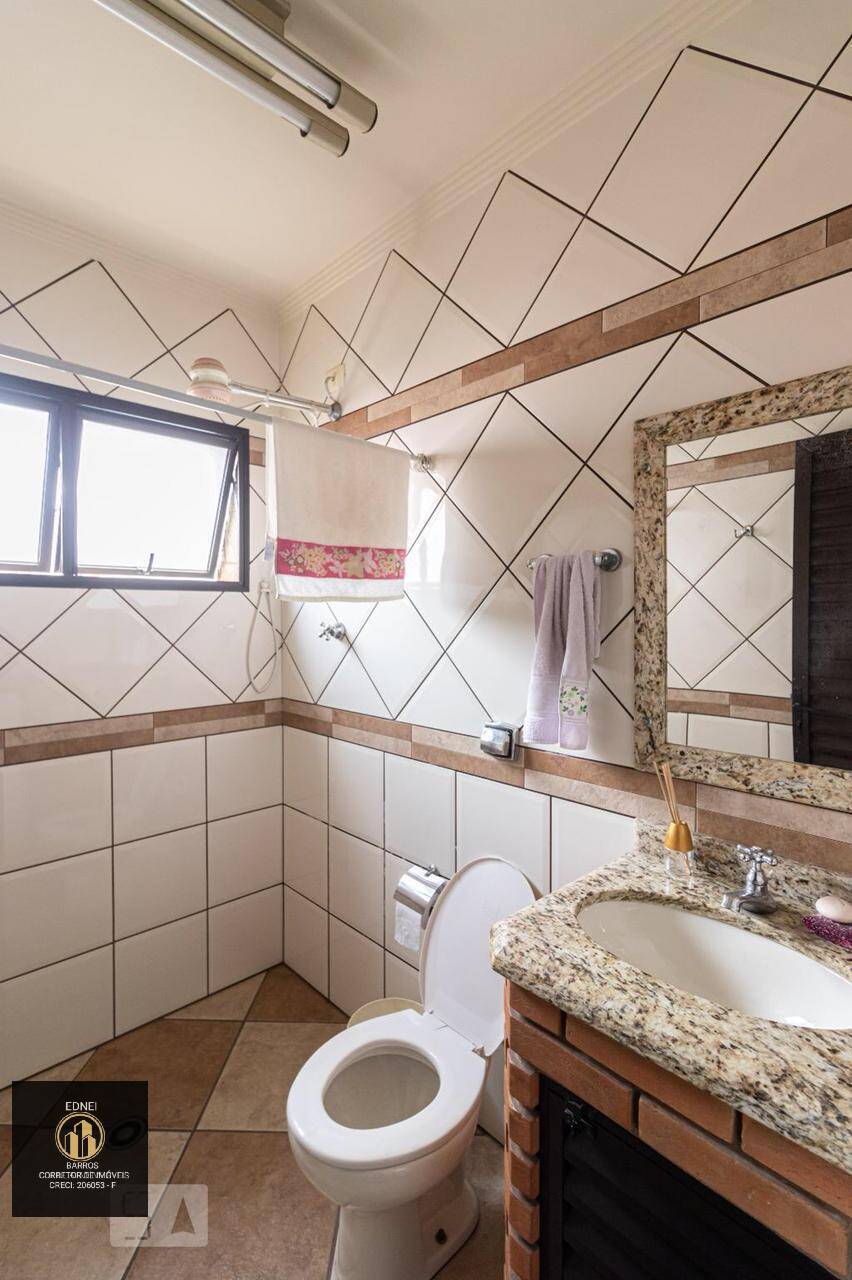 Casa, 3 quartos, 375 m² - Foto 35