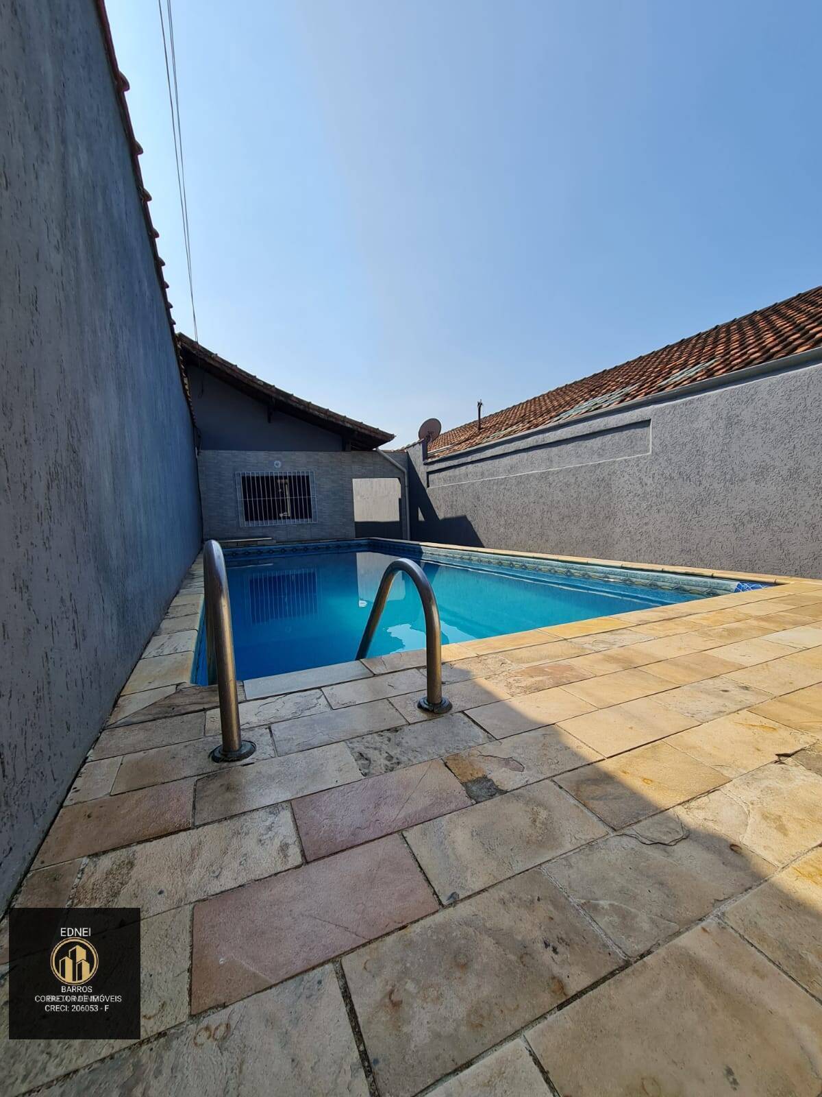 Casa, 3 quartos, 250 m² - Foto 1