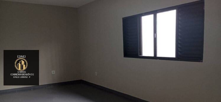 Casa, 3 quartos, 250 m² - Foto 15