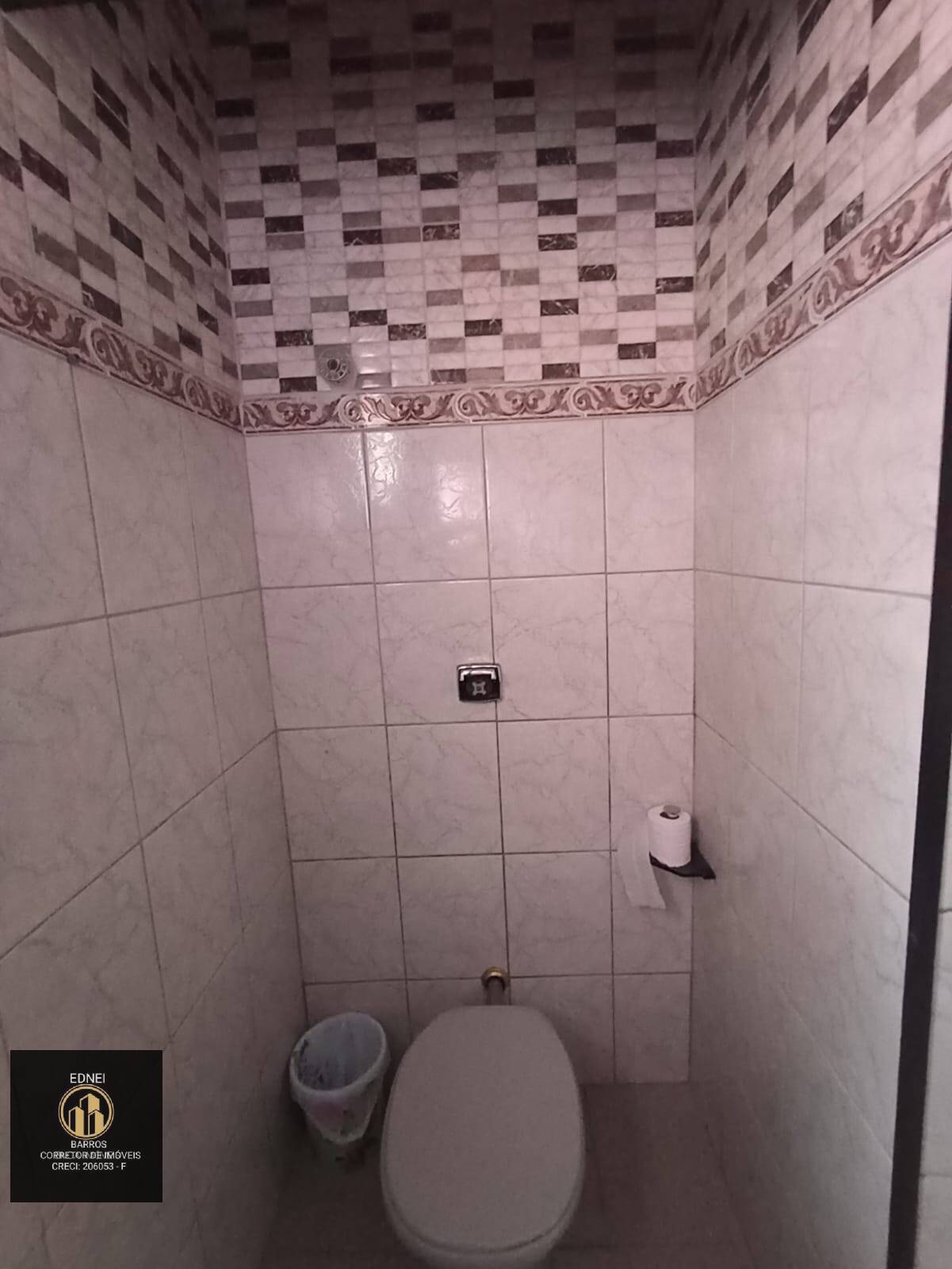 Casa à venda e aluguel com 2 quartos, 240m² - Foto 36