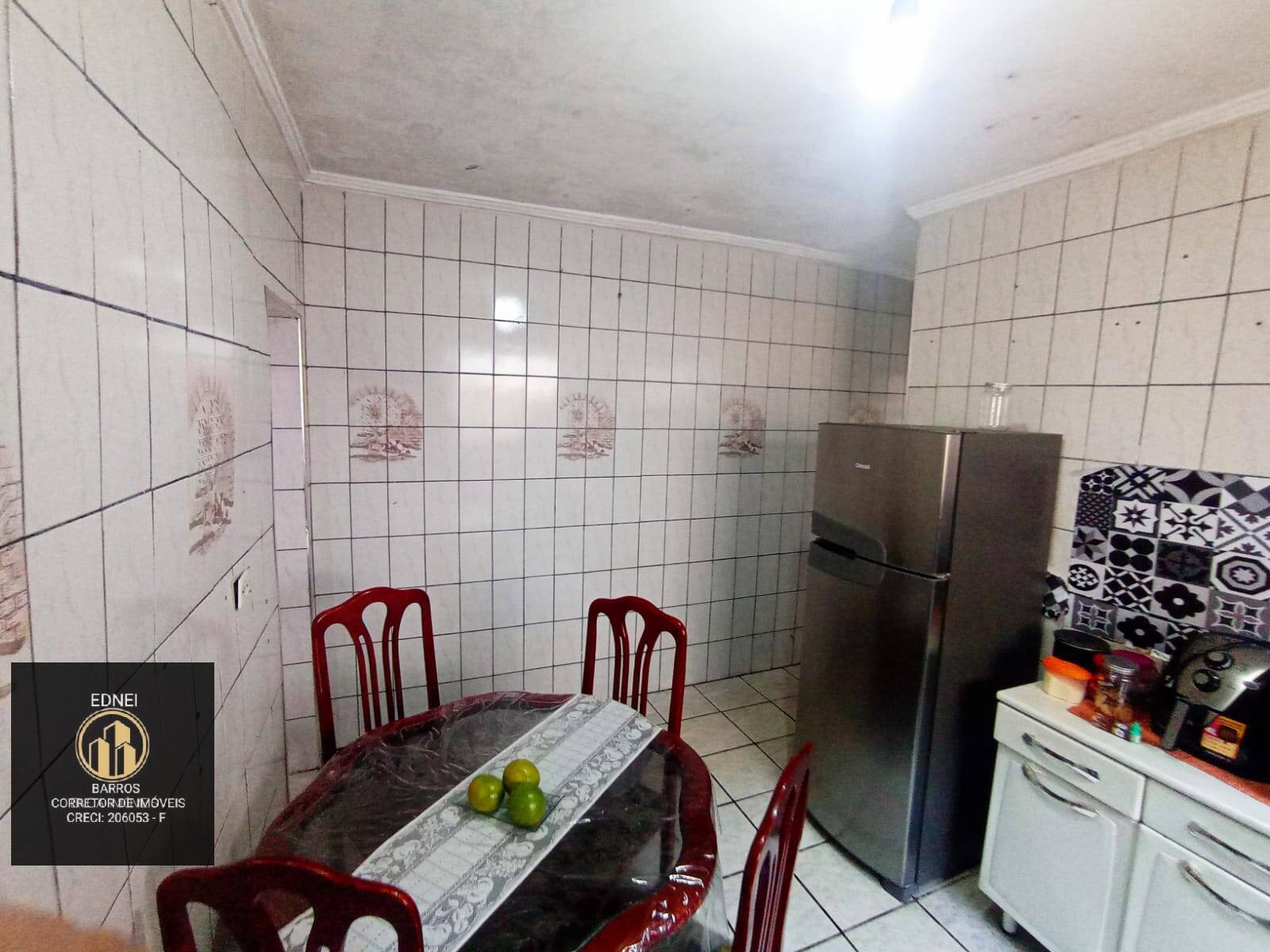 Casa à venda com 3 quartos, 300m² - Foto 4