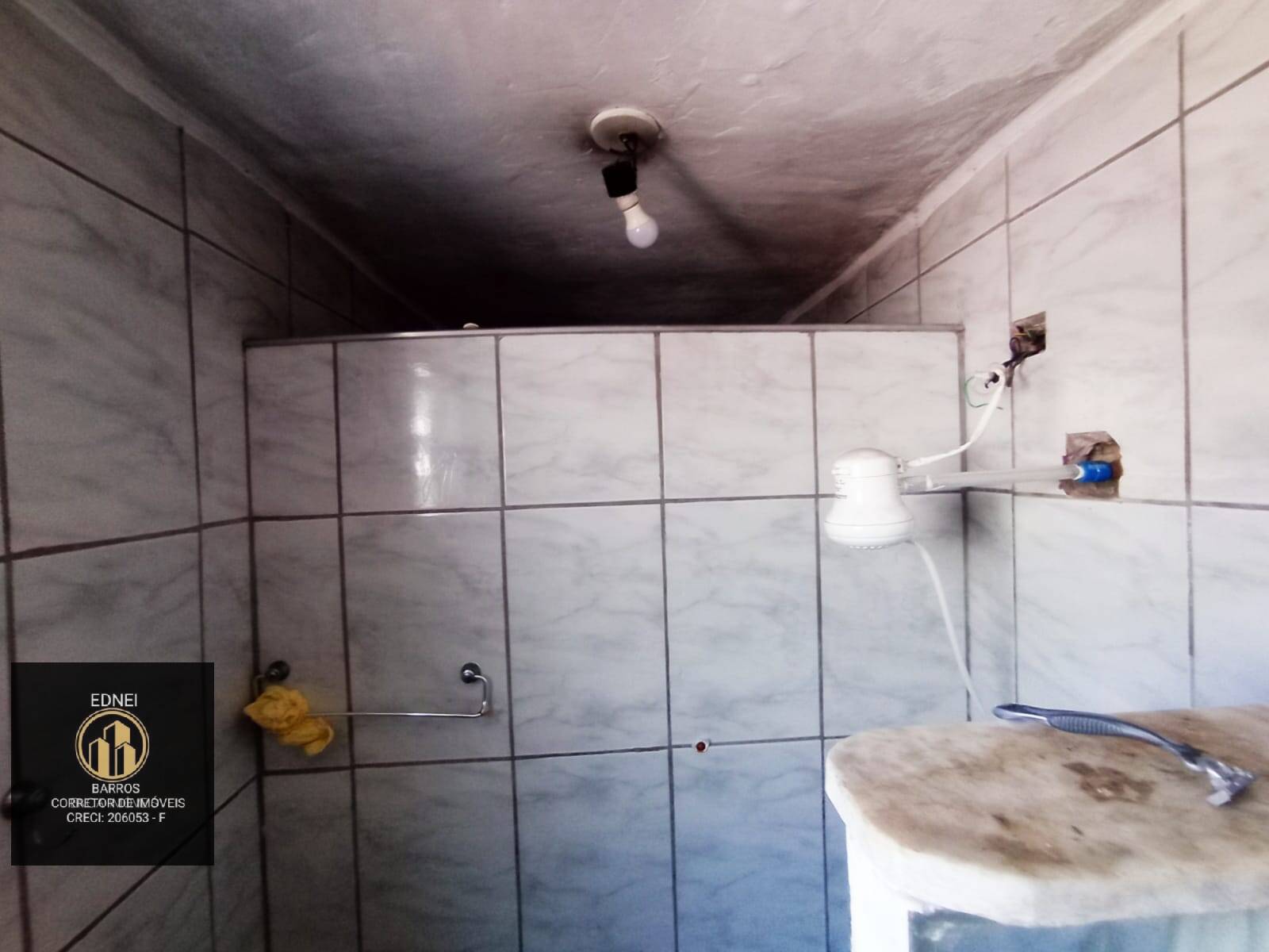 Casa à venda com 3 quartos, 300m² - Foto 11