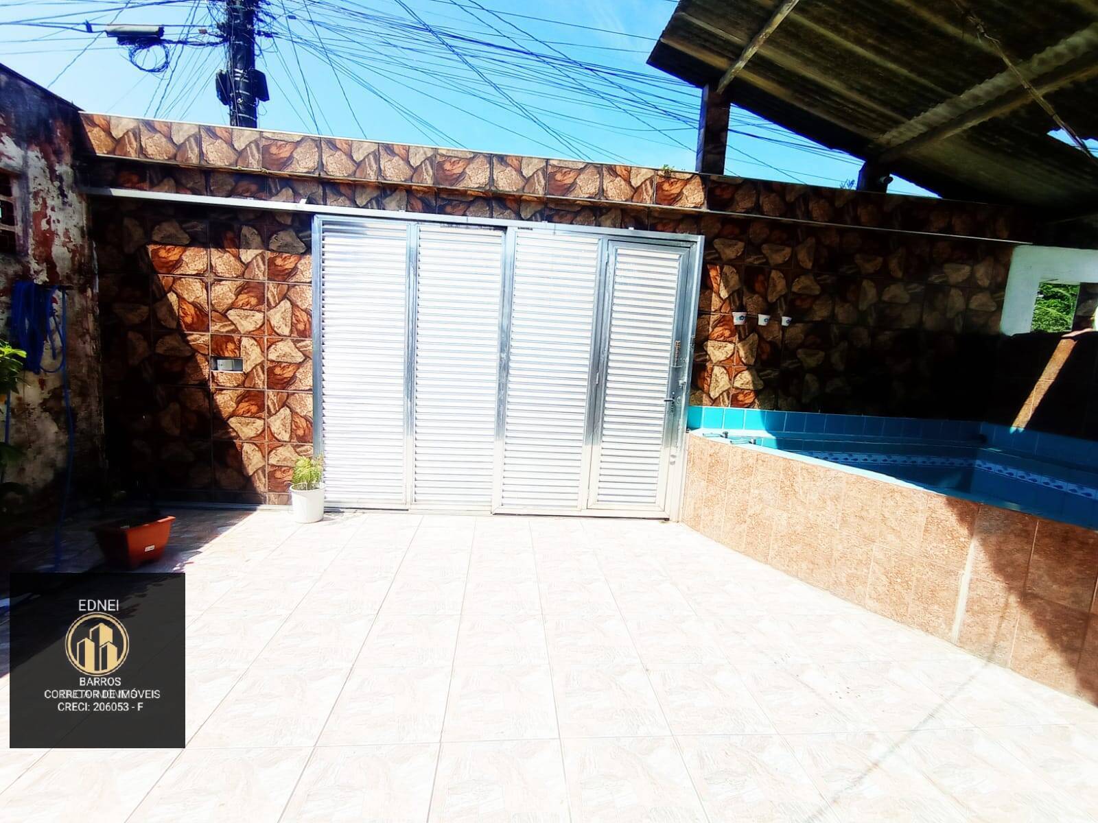 Casa à venda com 3 quartos, 300m² - Foto 25